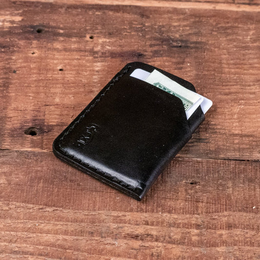 Men’s Slim Leather Wallets Are Versatile And Durable